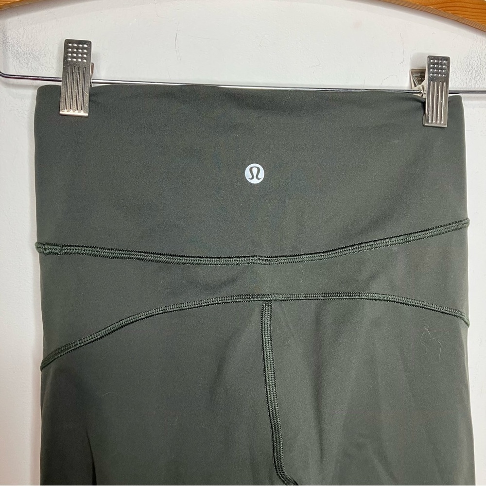 Lululemon crop leggings dark‎ army green size 4